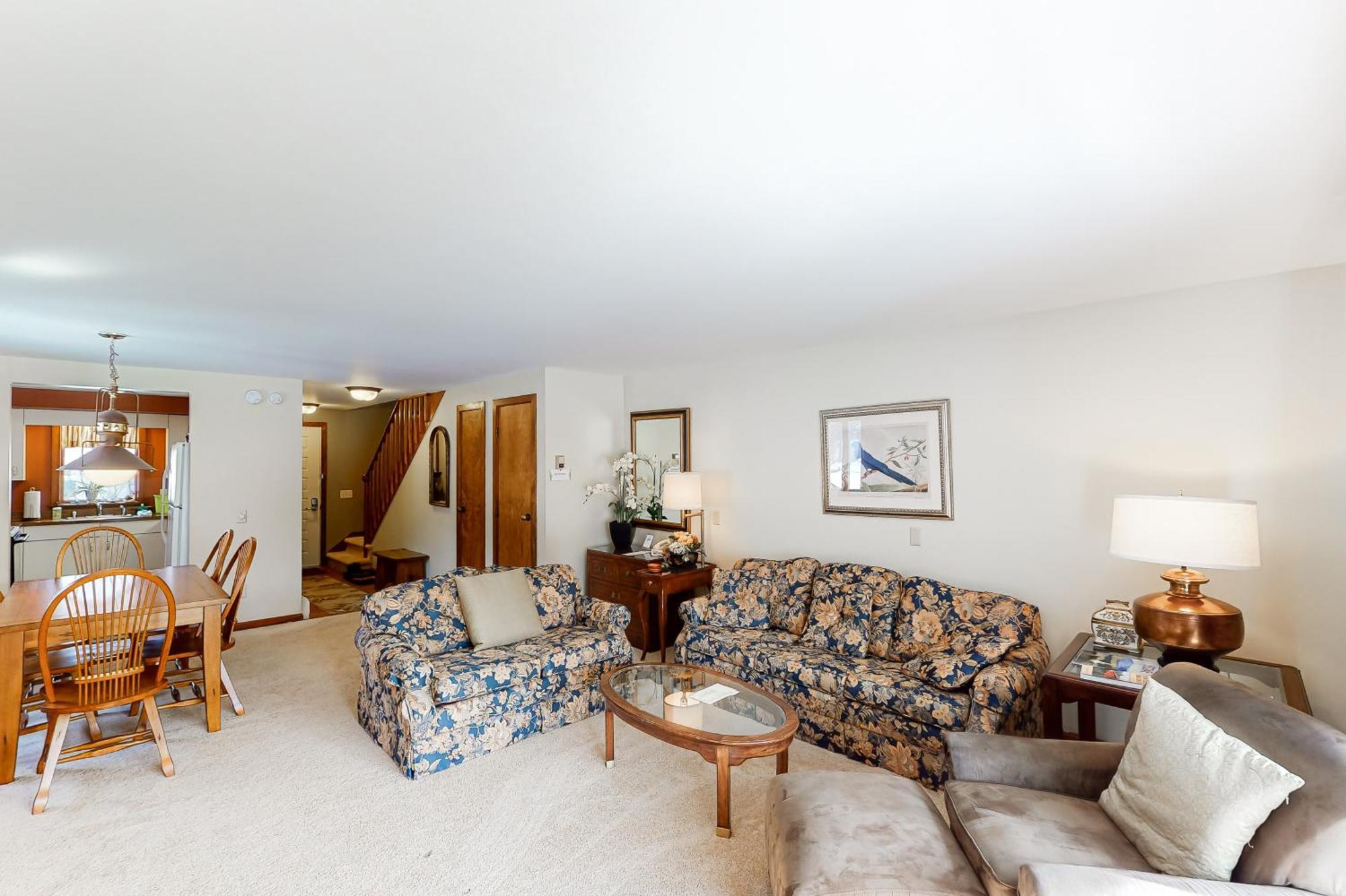 The Lodge #23 Stowe Fork Room photo